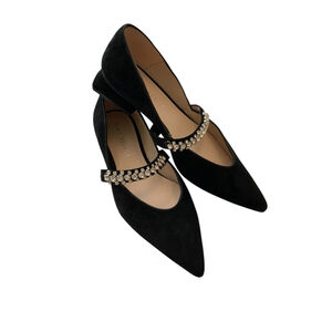 Elegant Black Flats with Rhinestone Detail